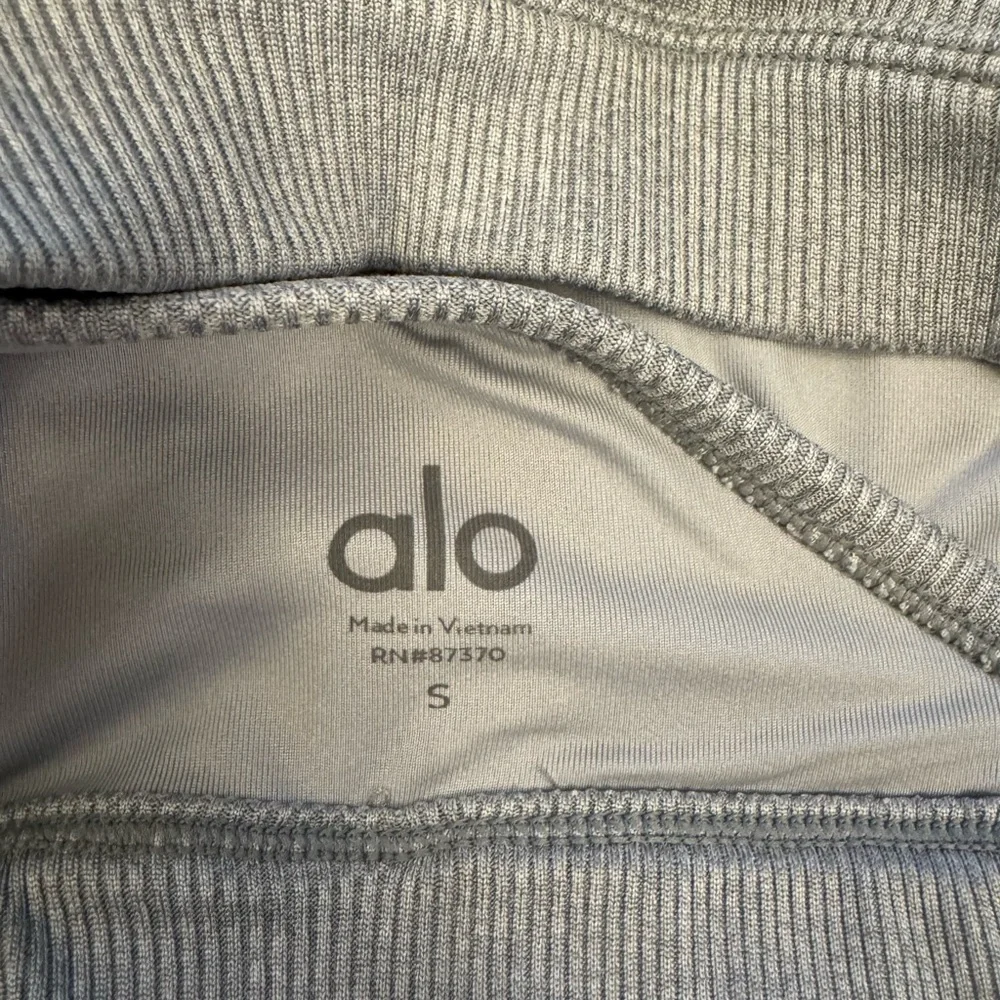 ALO Yoga Togetherness Ribbed Gray Sports Bra